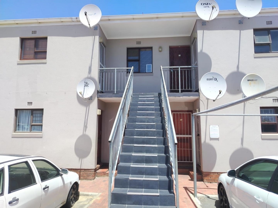 2 Bedroom Property for Sale in St Dumas Western Cape